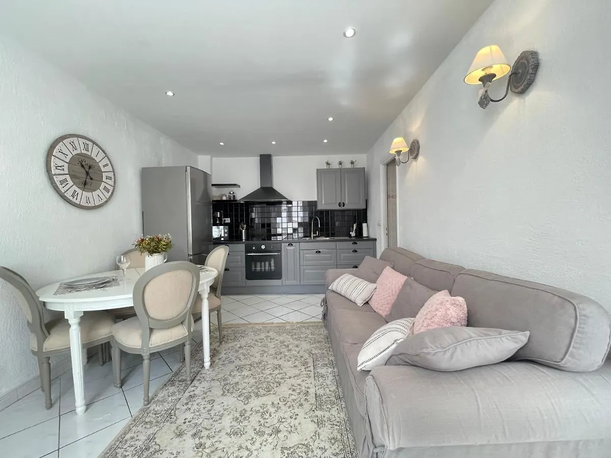 Nice Renting - 9 Massena - Spacious Apartment Massena Square - Ac - Fully Equipped