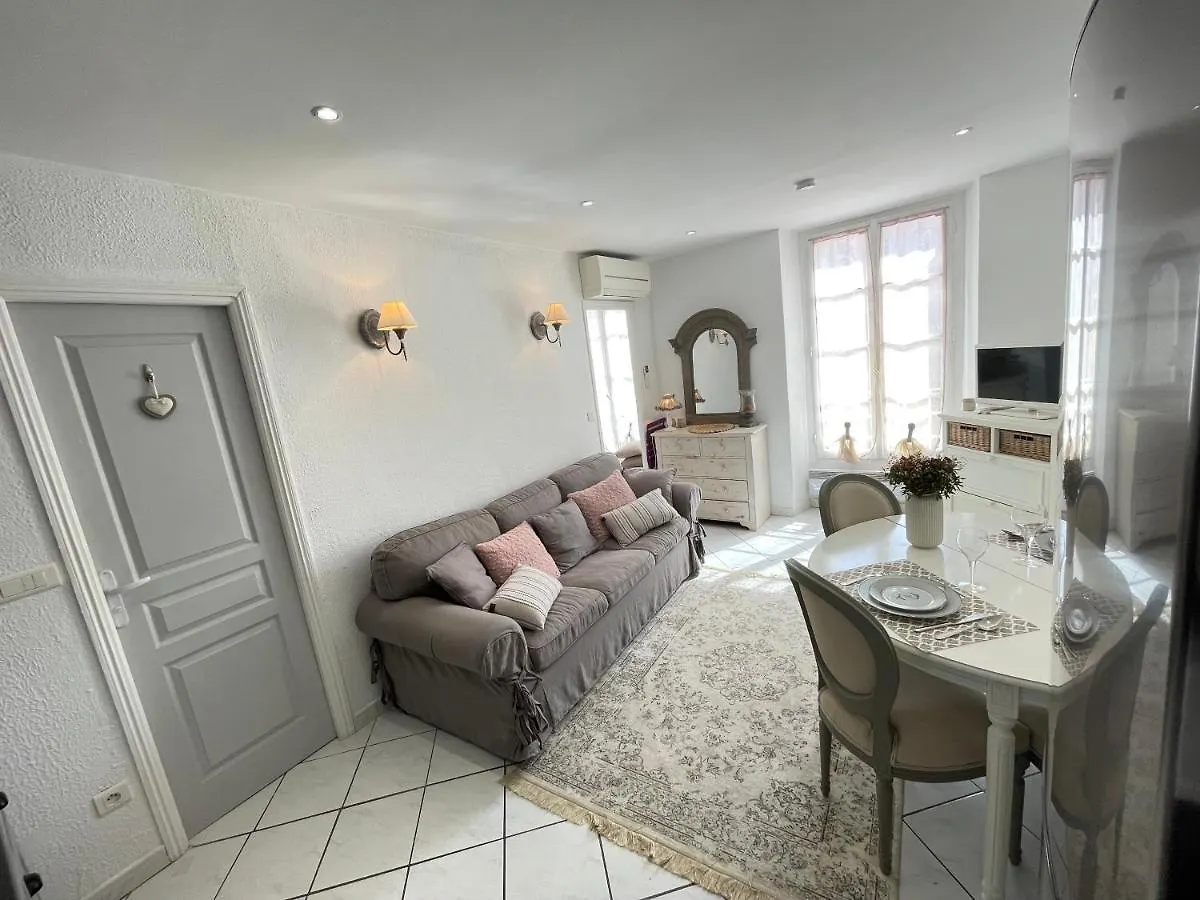 Nice Renting - 9 Massena - Spacious Apartment Massena Square - Ac - Fully Equipped contacts